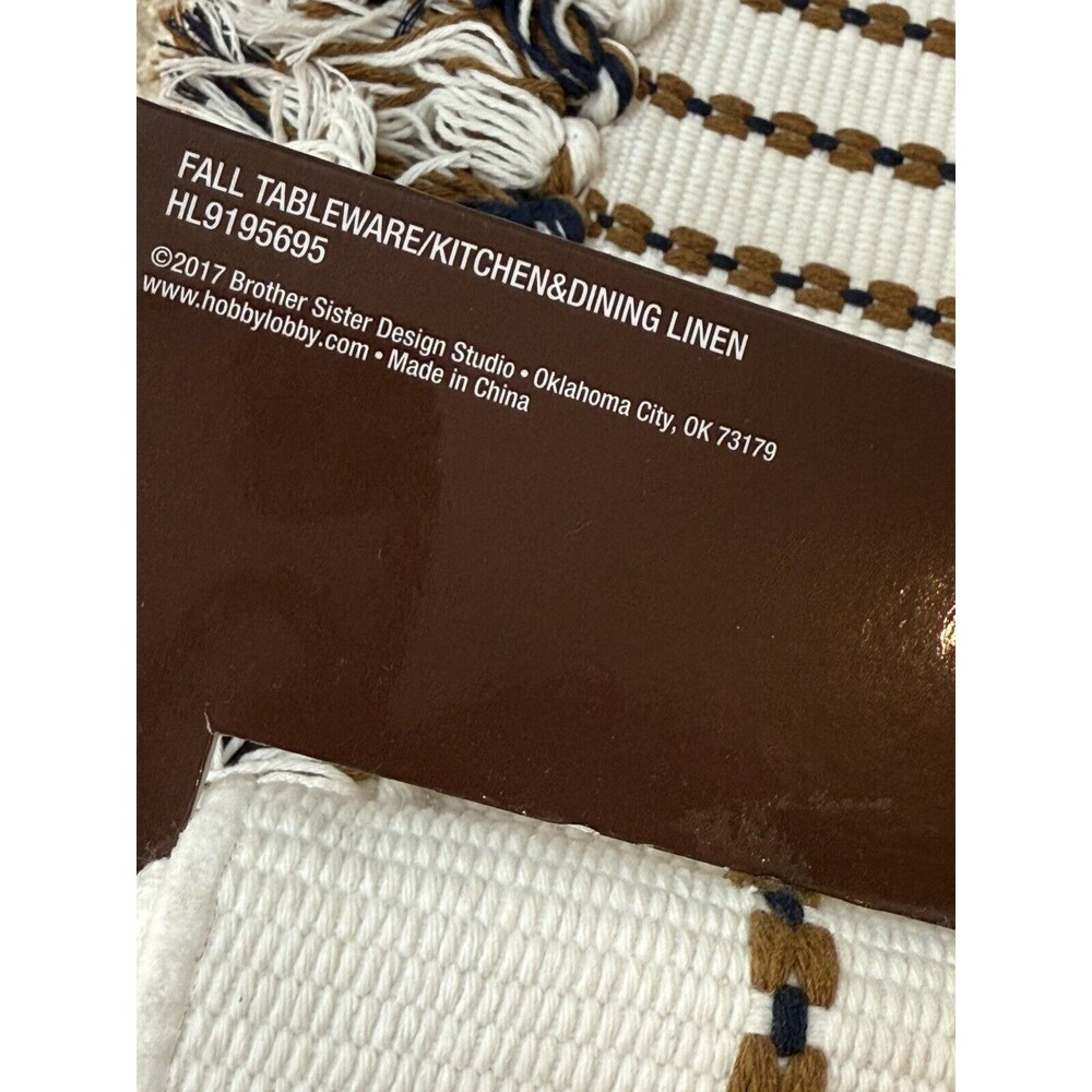 Farmhouse Table Runner Rustic Style Kitchen Deco 71x13 Crochet - Picture 9 of 11